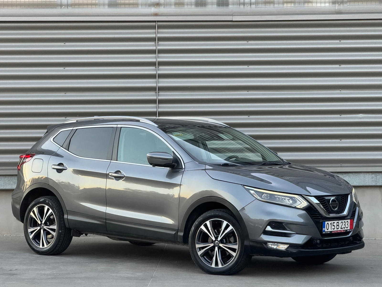 Nissan Qashqai 1.6dCi TEKNA FULL LED* KEYLESS* СОБСТВЕН ЛИЗИНГ - изображение 3