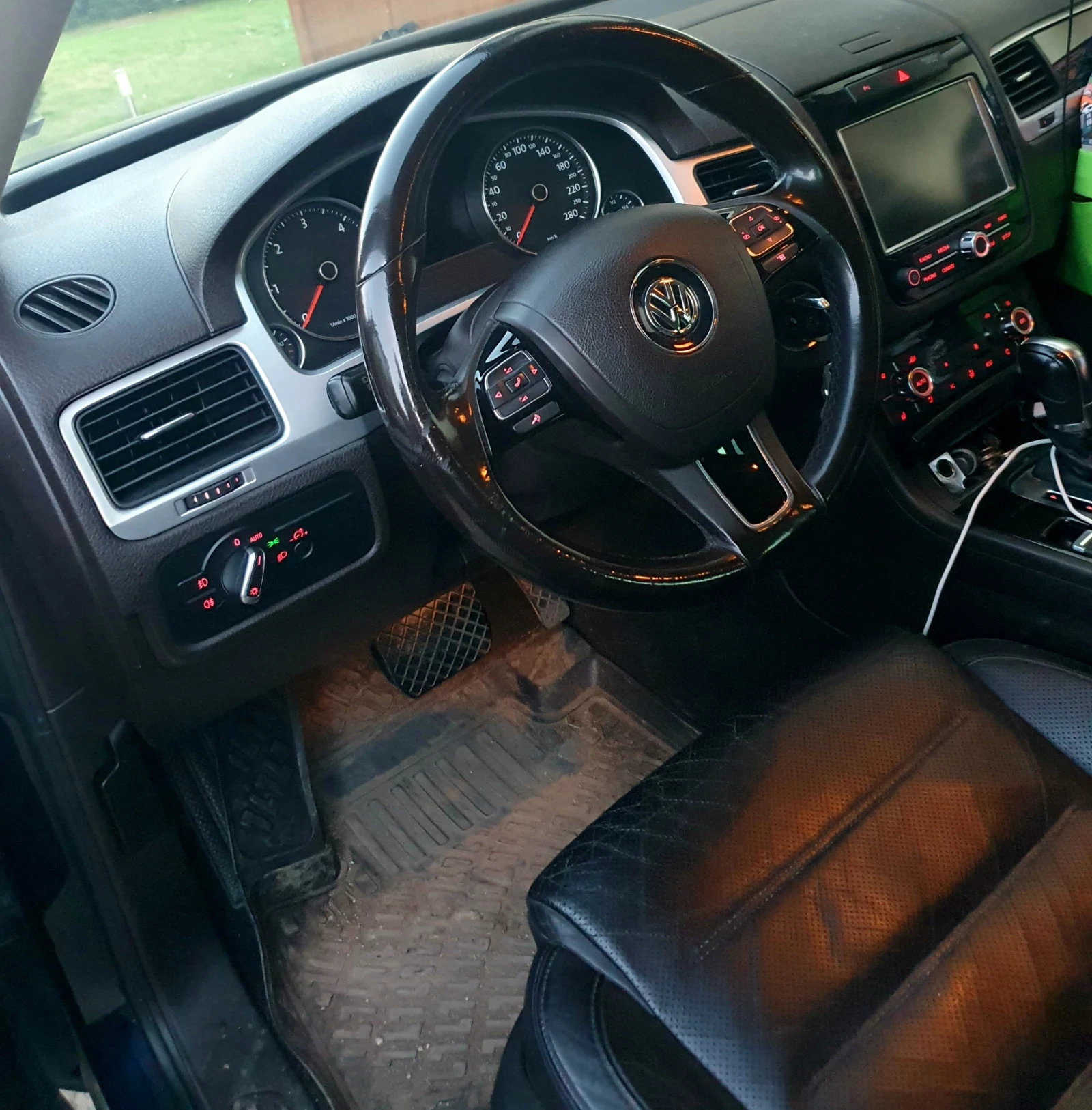 VW Touareg  - изображение 10