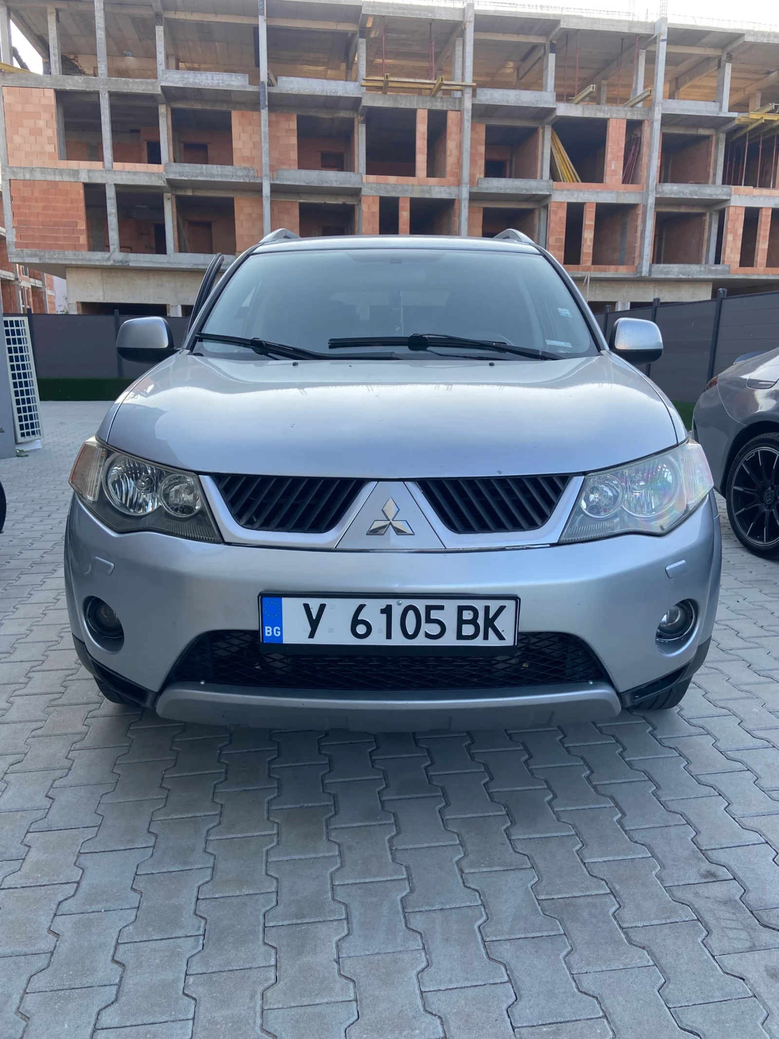 Mitsubishi Outlander 2.0DI D - изображение 2