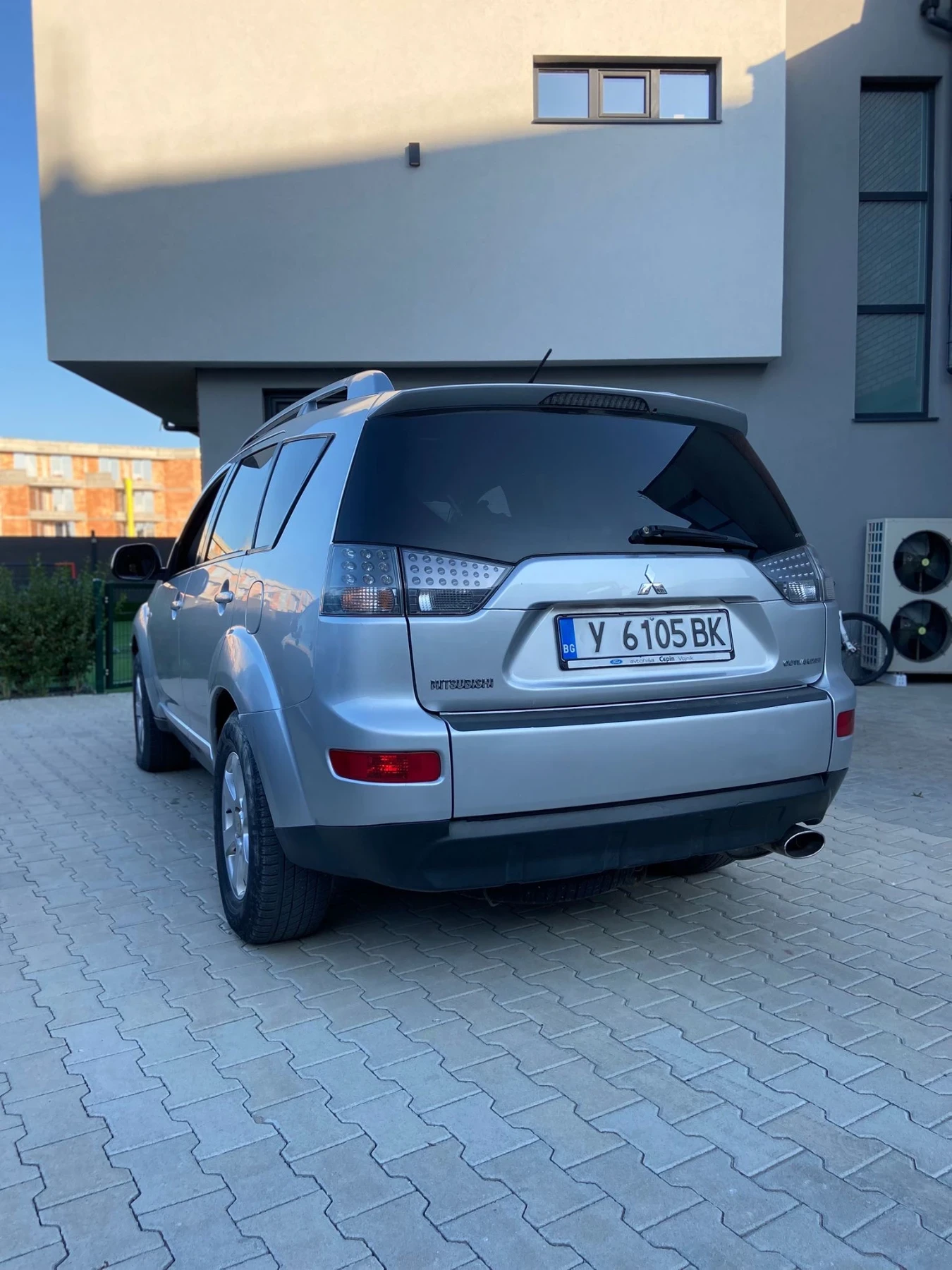Mitsubishi Outlander 2.0DI D - изображение 6