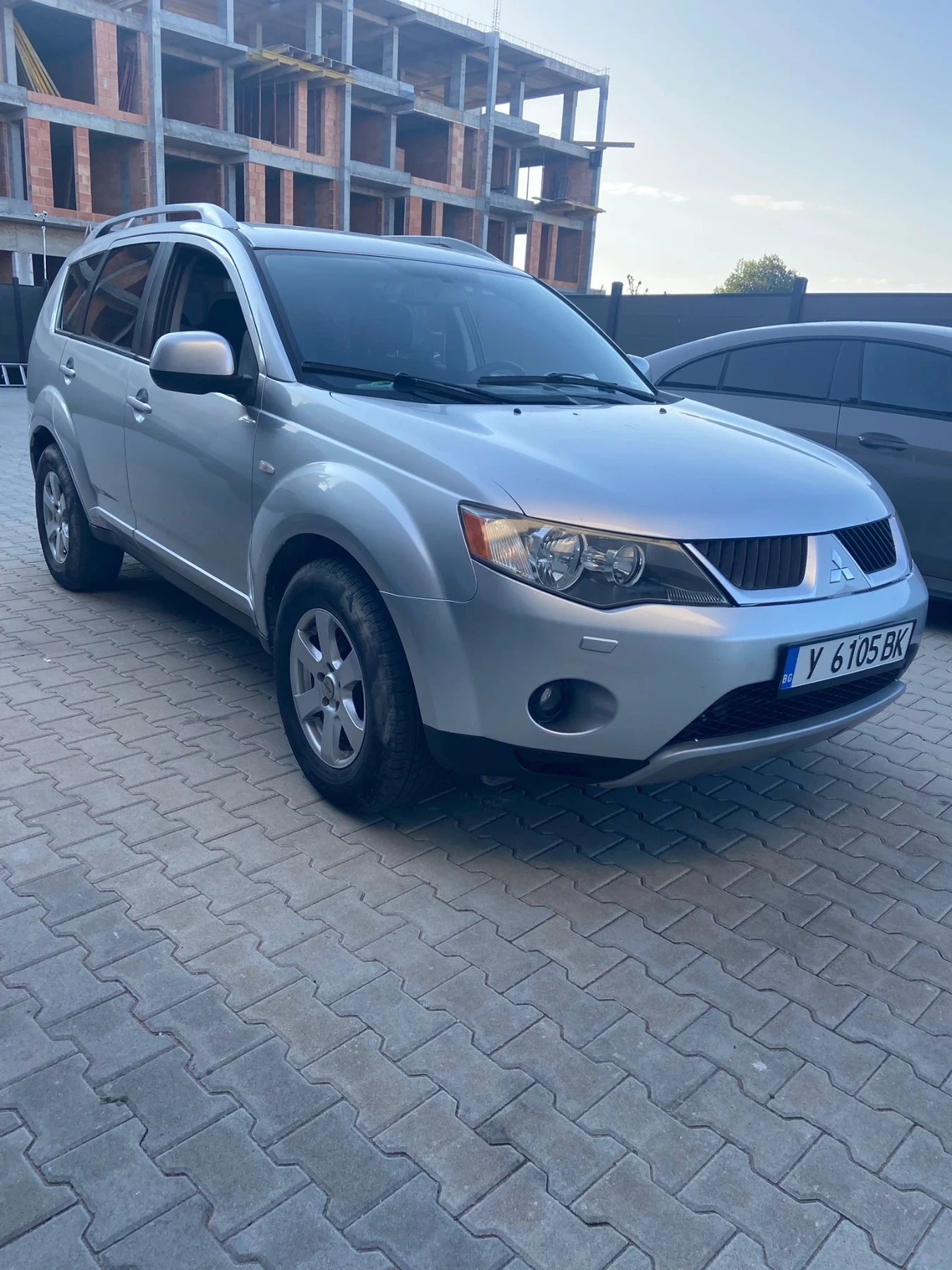 Mitsubishi Outlander 2.0DI D - изображение 3