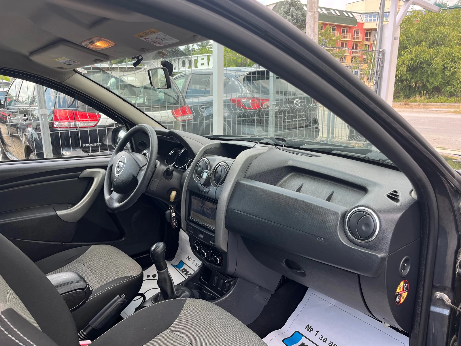 Dacia Duster 1.6 GPL  | Mobile.bg   15