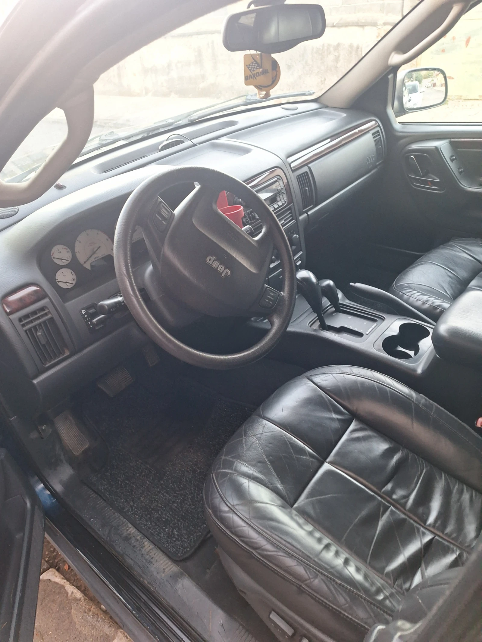 Jeep Grand cherokee  - изображение 6