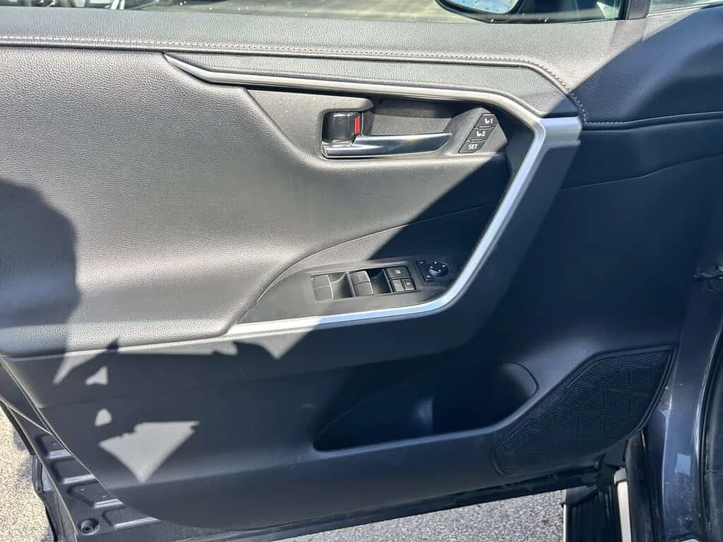 Toyota Rav4 * Hybrid Limited | All Wheel Drive * CARFAX * ���� | Mobile.bg � ����������� 8