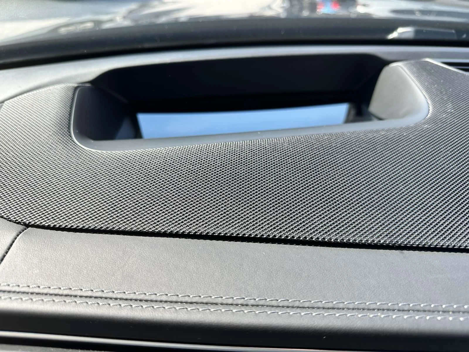 Mercedes-Benz GLE 63 S AMG PANO/ HUD/FULL/CAMERA 360 /, снимка 6 - Автомобили и джипове - 53816036