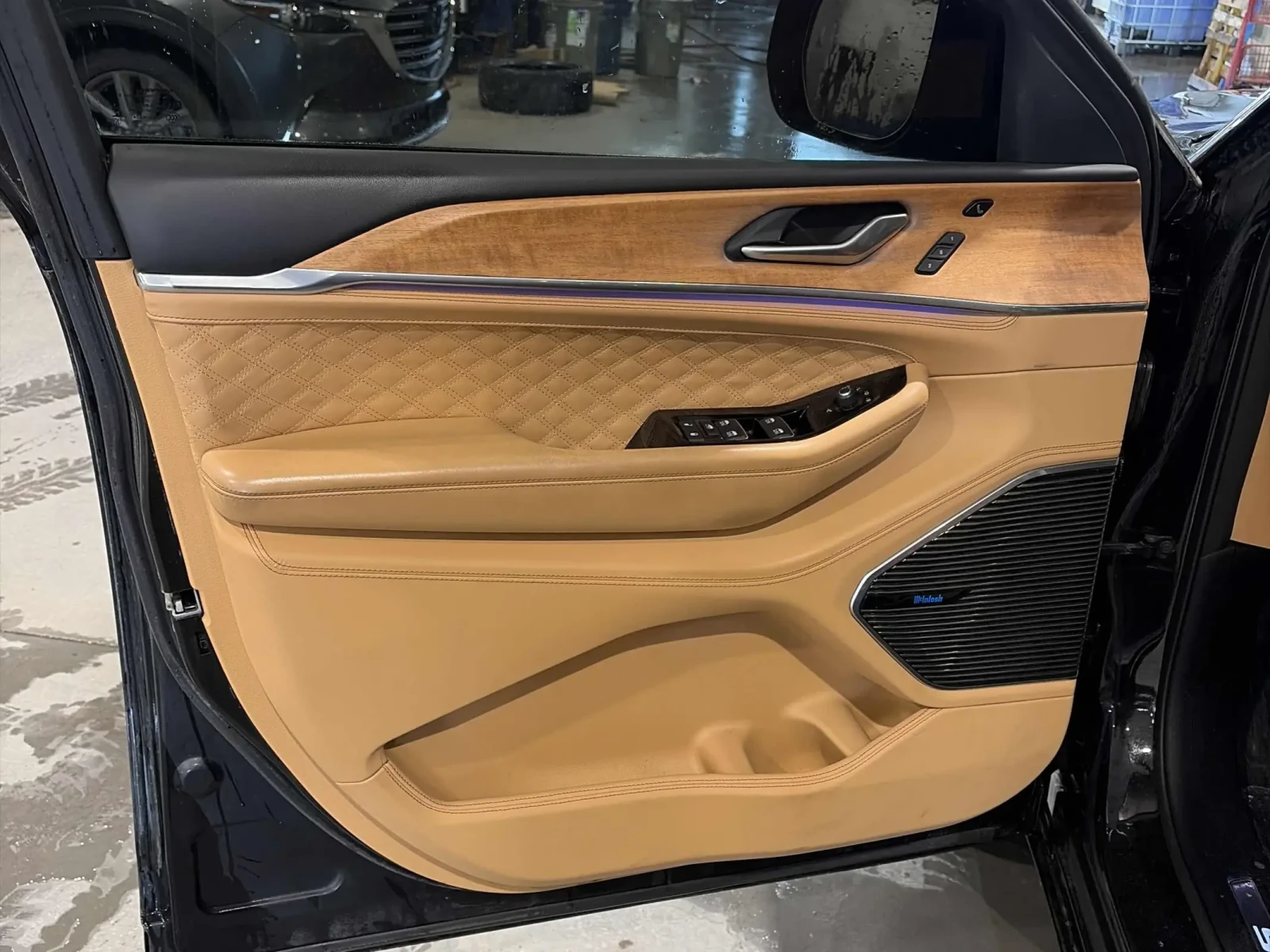 Jeep Grand cherokee Summit Reserve * 4xe * CARFAX * АВТО КРЕДИТ * , снимка 7 - Автомобили и джипове - 53929918