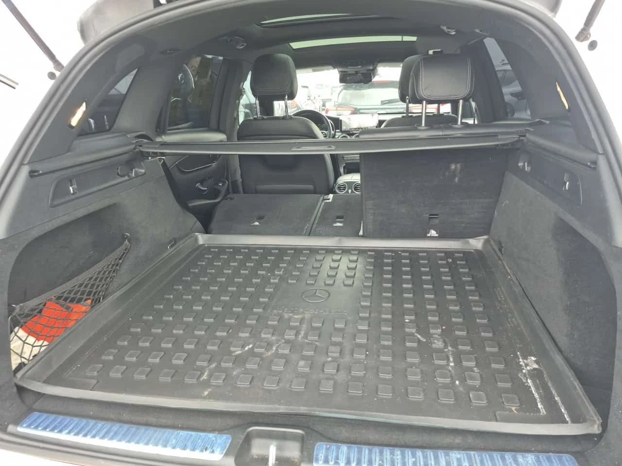 Mercedes-Benz GLC * 300 * CARFAX * ЦЕНА ДО БГ, снимка 14 - Автомобили и джипове - 54123184