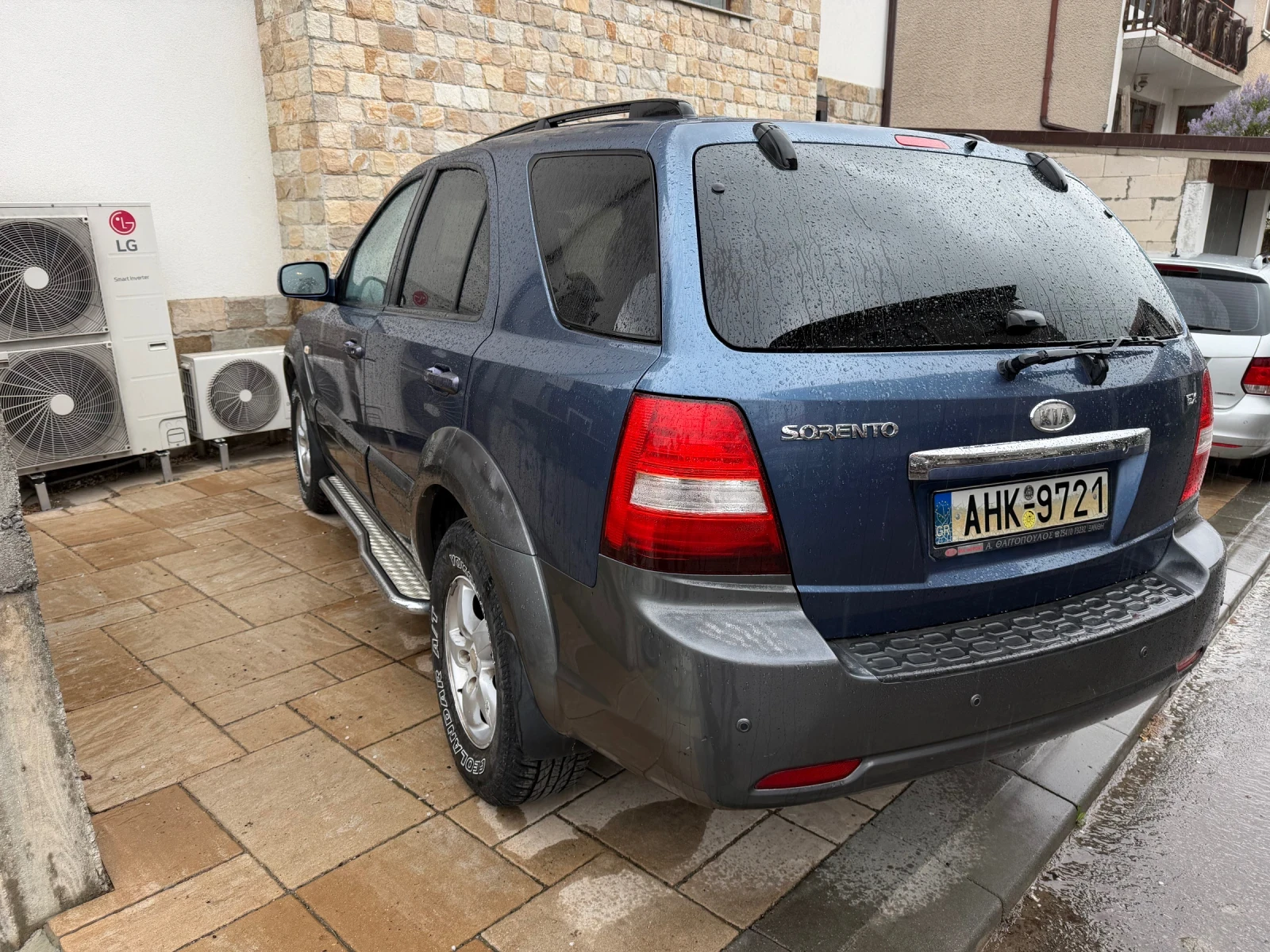 Kia Sorento Нов внос, сервизна история Facelift , снимка 6 - Автомобили и джипове - 54308983