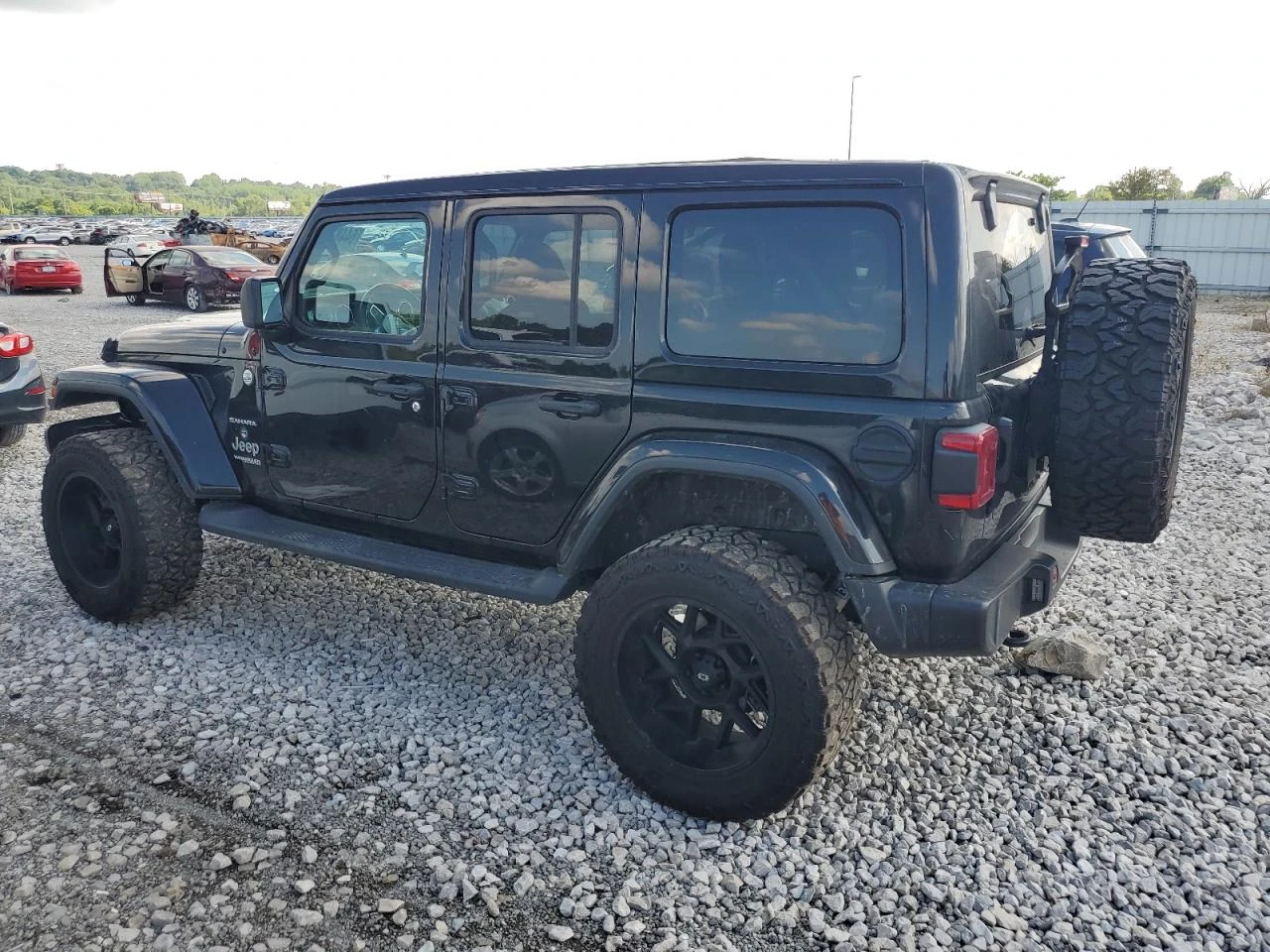 Jeep Wrangler 3.6l Unlimited Sahara, снимка 2 - Автомобили и джипове - 54323915