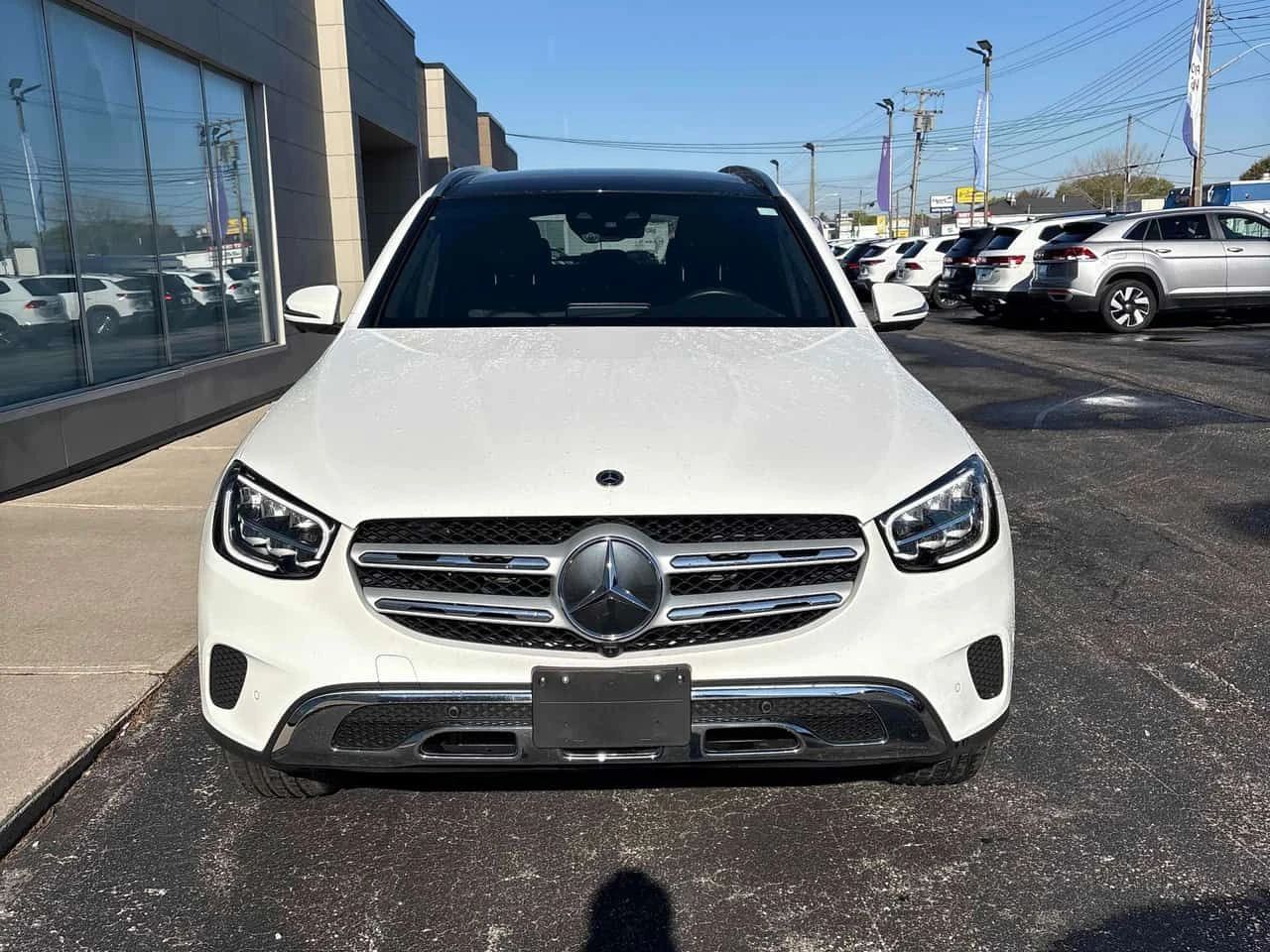 Mercedes-Benz GLC 300 | DISTRONIC| 360| ПОДГРЕВИ| ПАНОРАМА| CARFAX, снимка 2 - Автомобили и джипове - 54608196