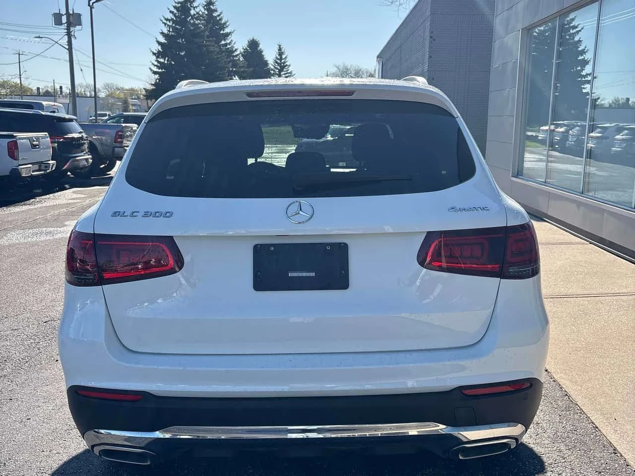 Mercedes-Benz GLC 300 | DISTRONIC| 360| ПОДГРЕВИ| ПАНОРАМА| CARFAX, снимка 5 - Автомобили и джипове - 54608196