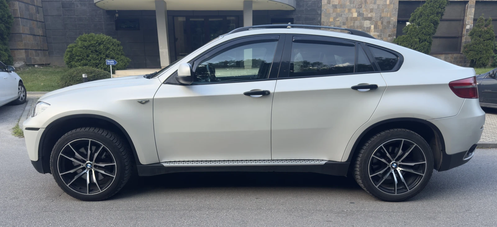 BMW X6 3.5d xDrive * TOP * БАРТЕР * ЛИЗИНГ, снимка 4 - Автомобили и джипове - 55054171