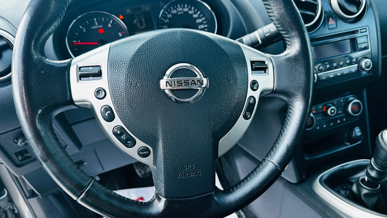 Nissan Qashqai 1.5dci-euro5-Италия, снимка 13 - Автомобили и джипове - 55644923