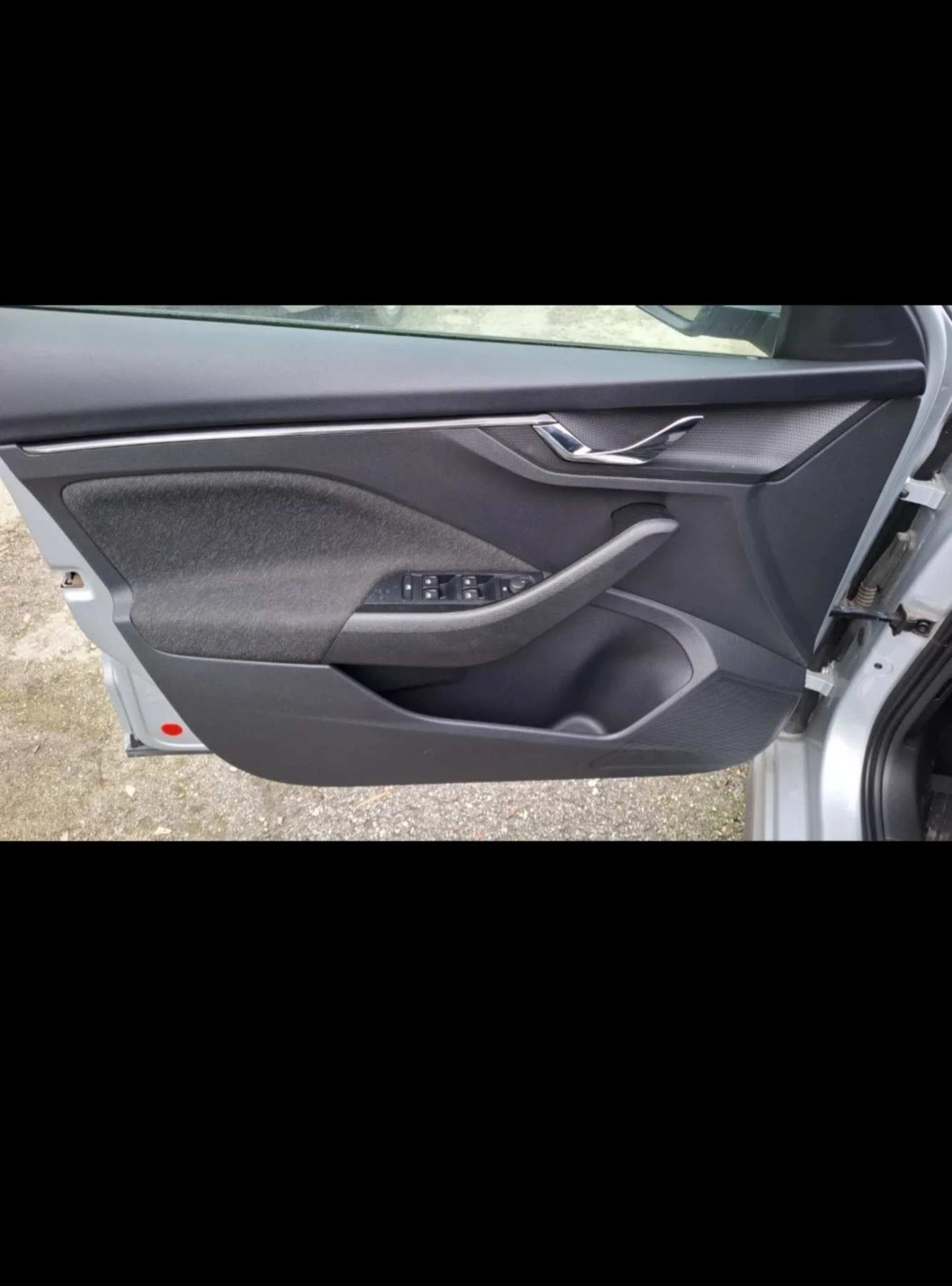 Skoda Kamiq 1.5 TSI, снимка 15 - Автомобили и джипове - 55982447