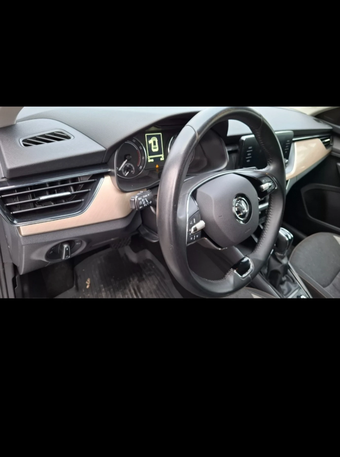 Skoda Kamiq 1.5 TSI, снимка 11 - Автомобили и джипове - 55982447