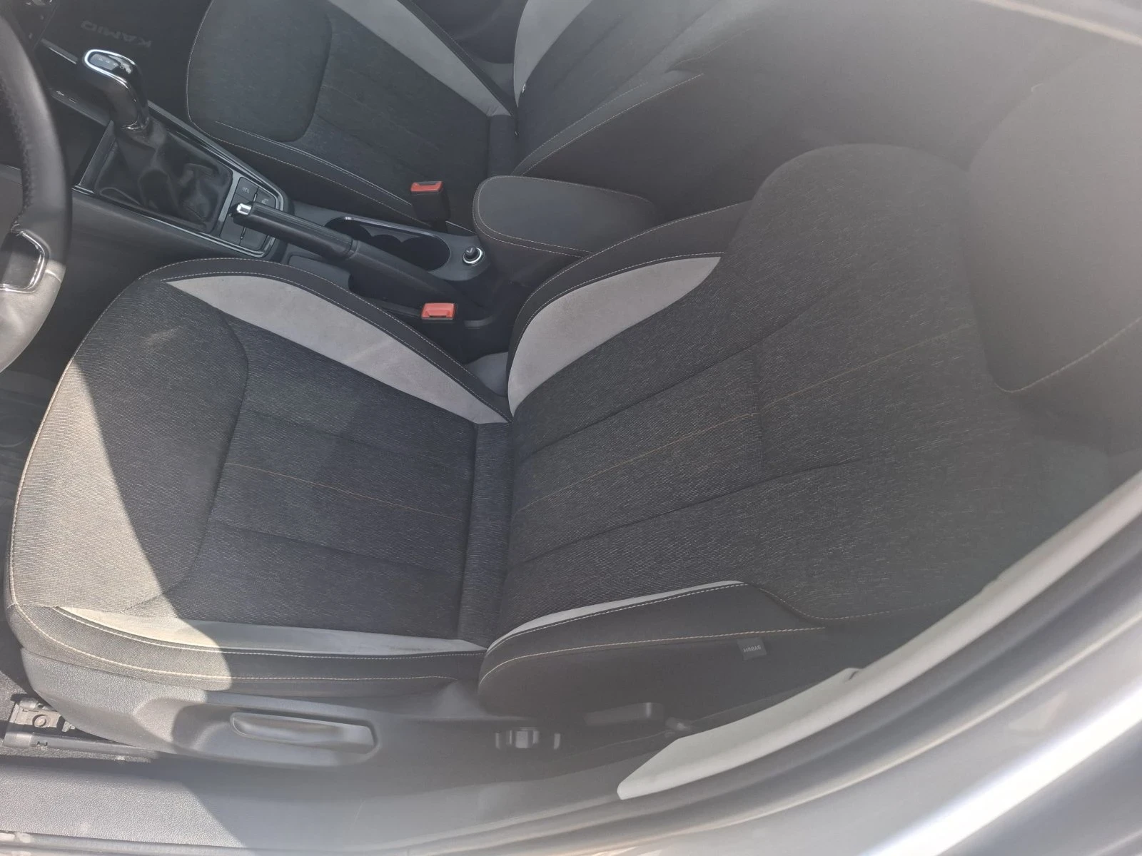 Skoda Kamiq 1.5 TSI, снимка 14 - Автомобили и джипове - 56643991