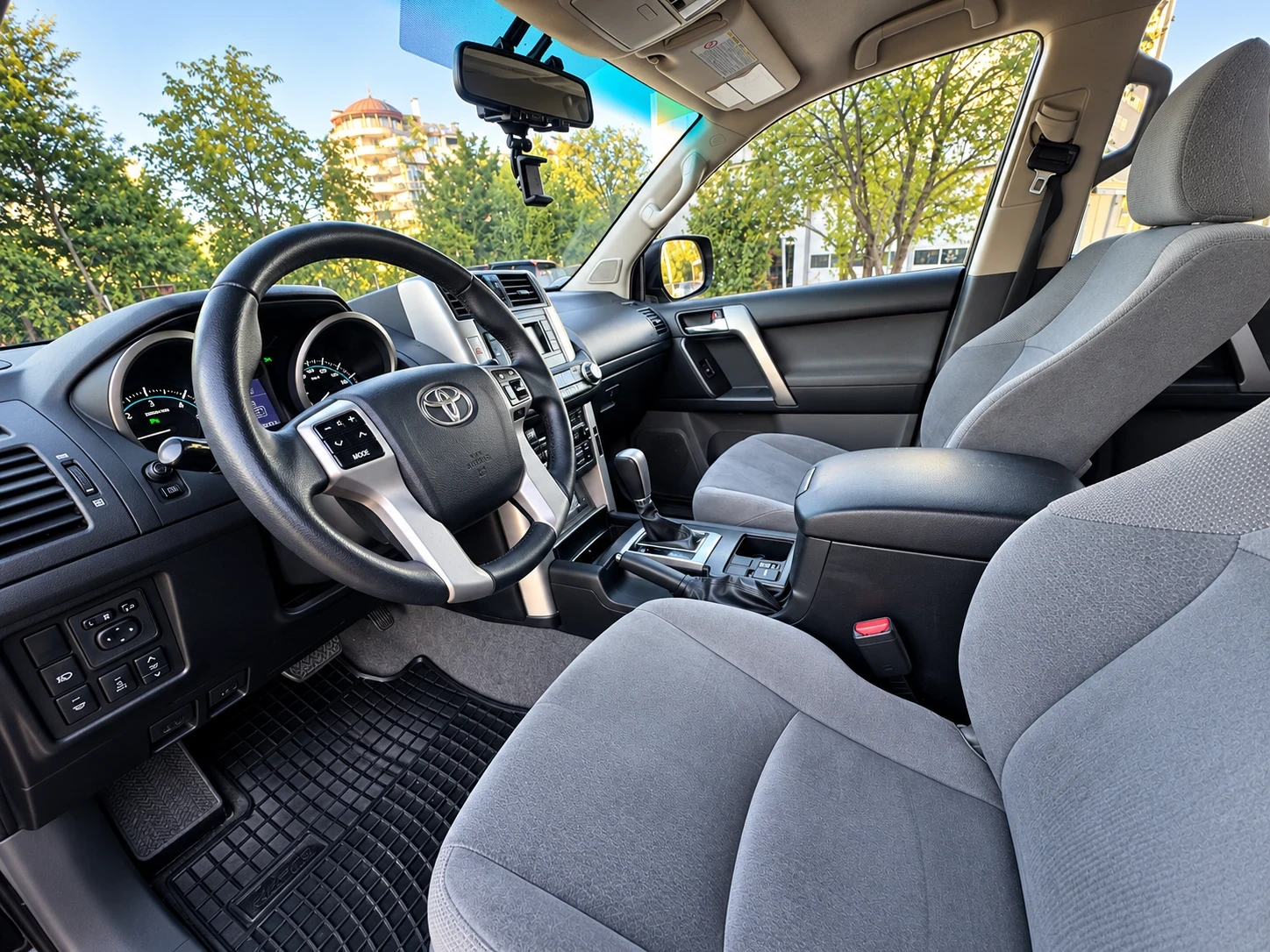 Toyota Land cruiser 3.0D4D 190кс 220000км, снимка 9 - Автомобили и джипове - 56217284