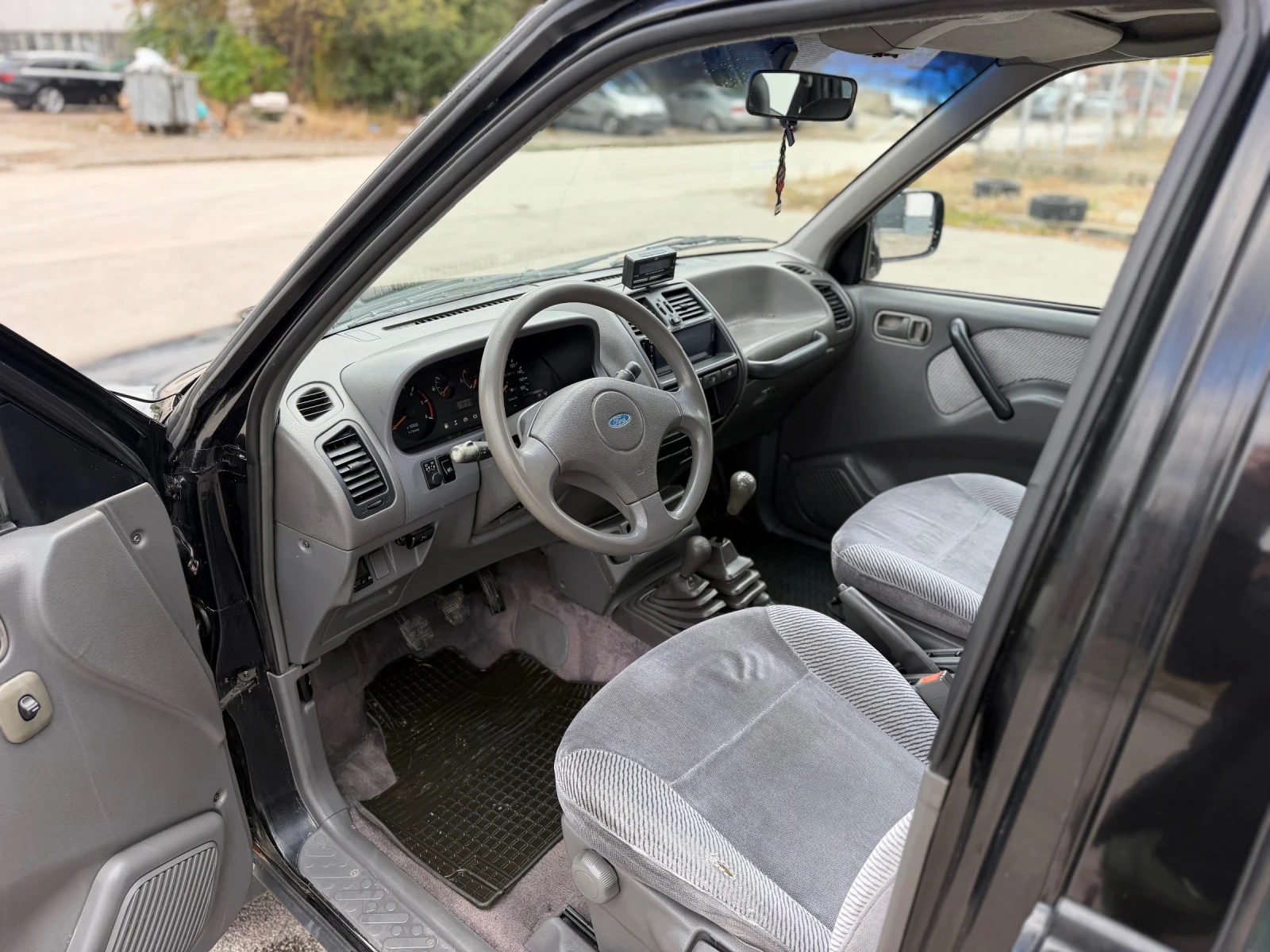 Ford Maverick 2.7TD ������ | Mobile.bg � ����������� 9