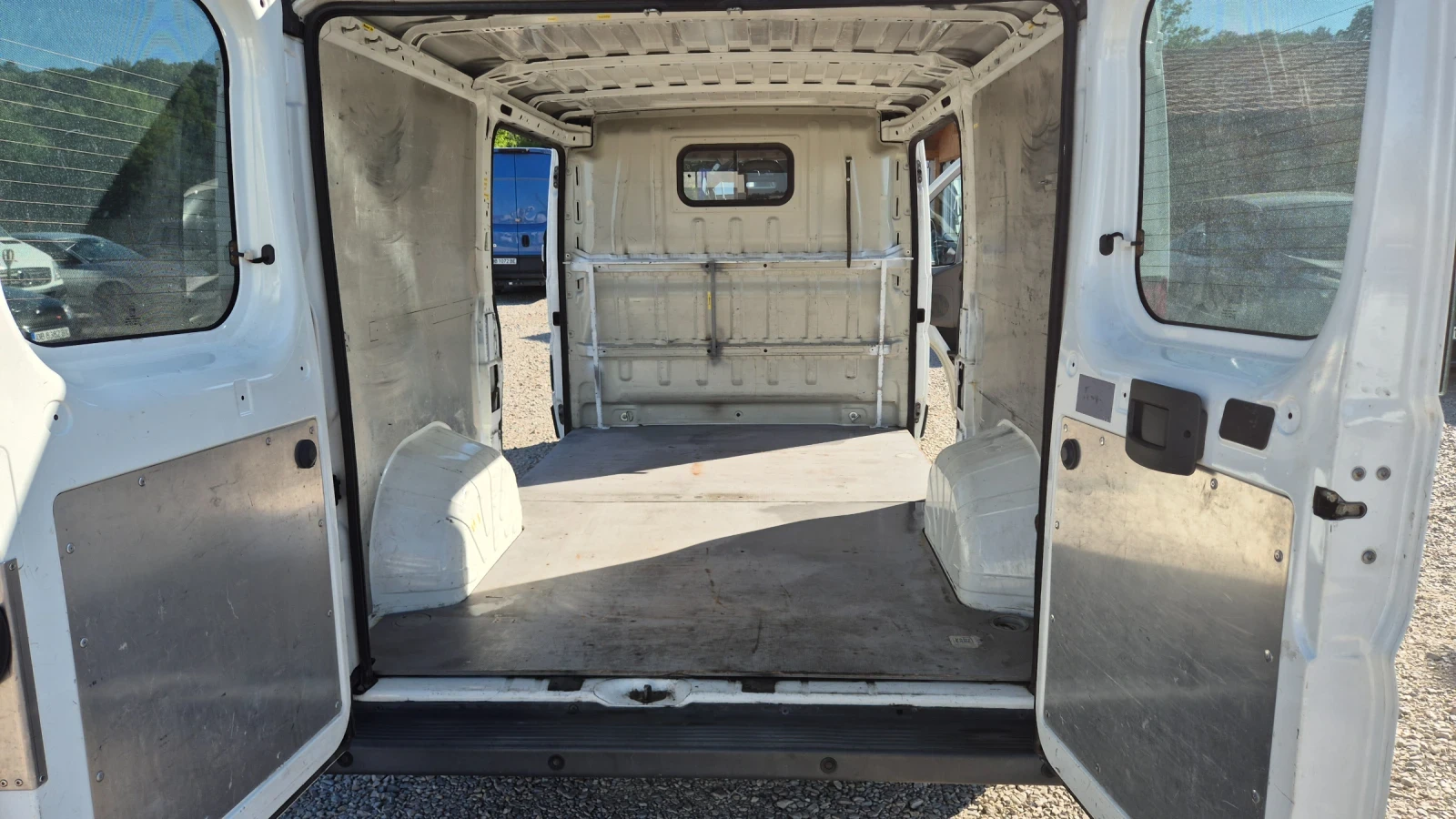 Fiat Ducato 2.3jtd* Климатик* 2ст. Врати* ШВЕЙЦАРИЯ*  - изображение 8