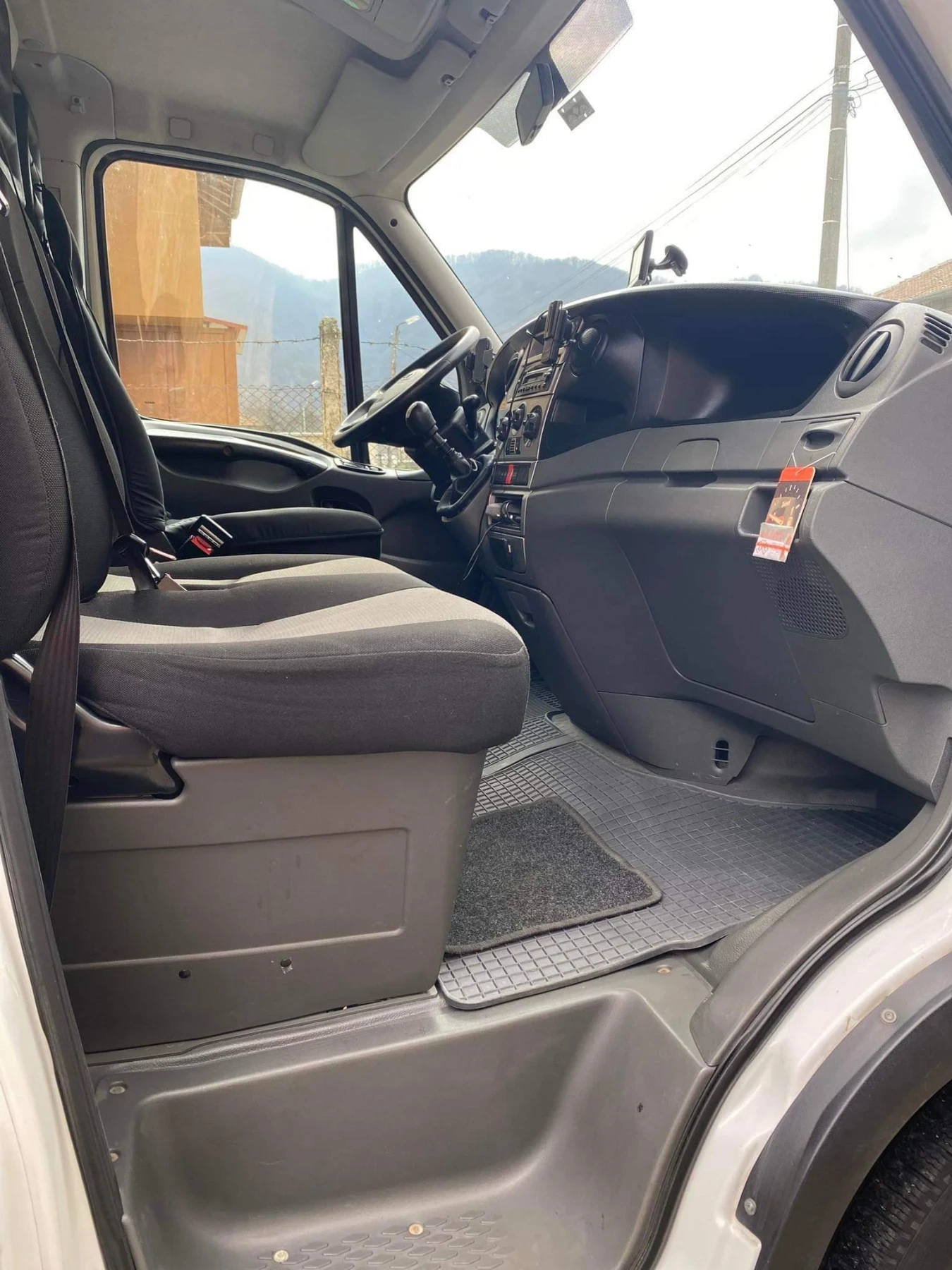 Iveco 35c15 | Mobile.bg   13