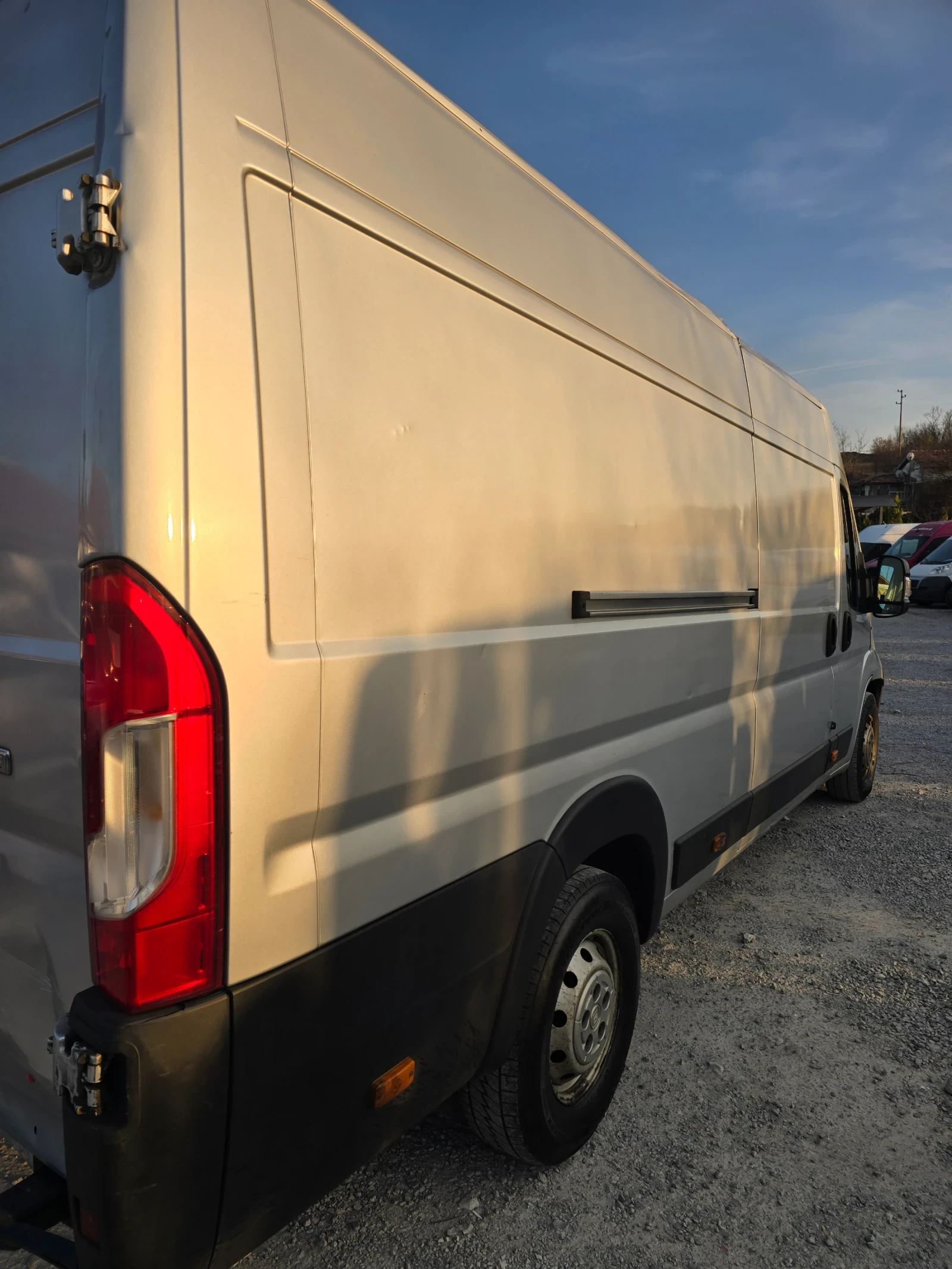 Fiat Ducato 2.3mjet 180к.с. 280000км, снимка 2 - Бусове и автобуси - 53815624