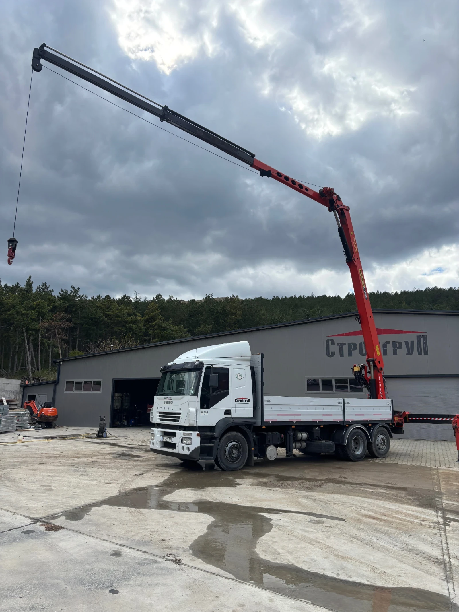 Iveco Stralis AT 260 C31 N/КРАН 28.5М/26000кг - изображение 2