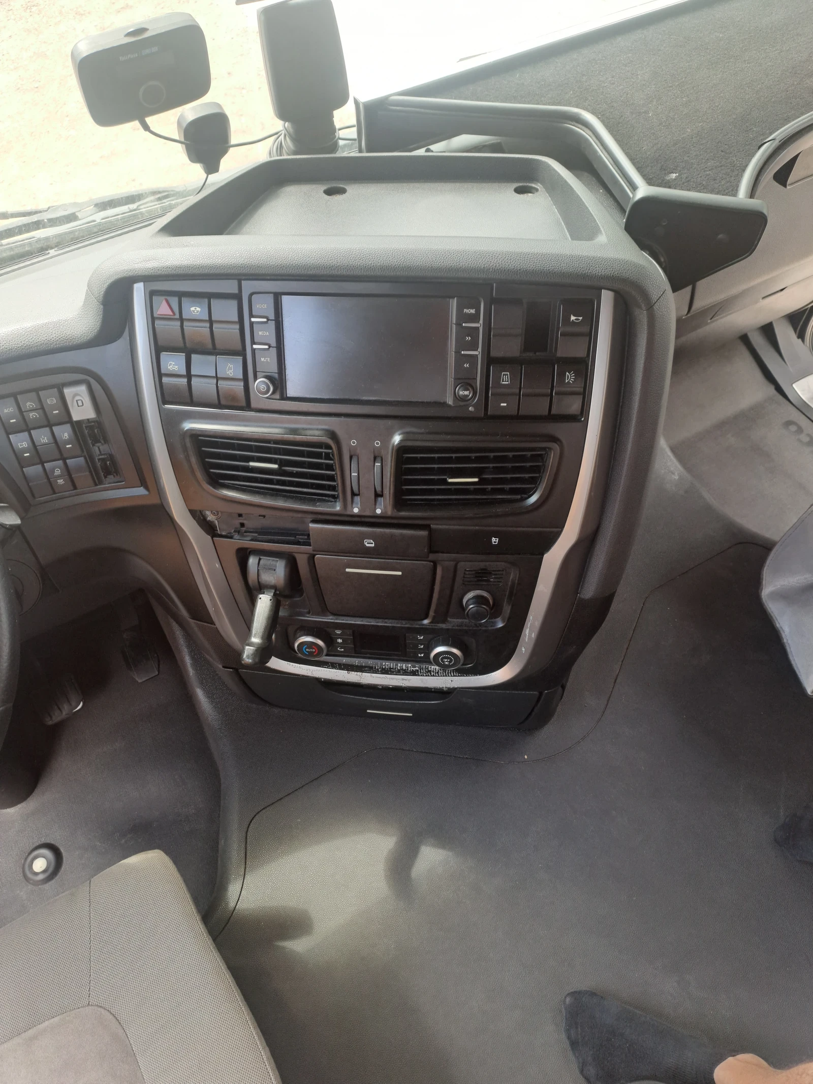 Iveco Stralis, снимка 5 - Камиони - 56348938