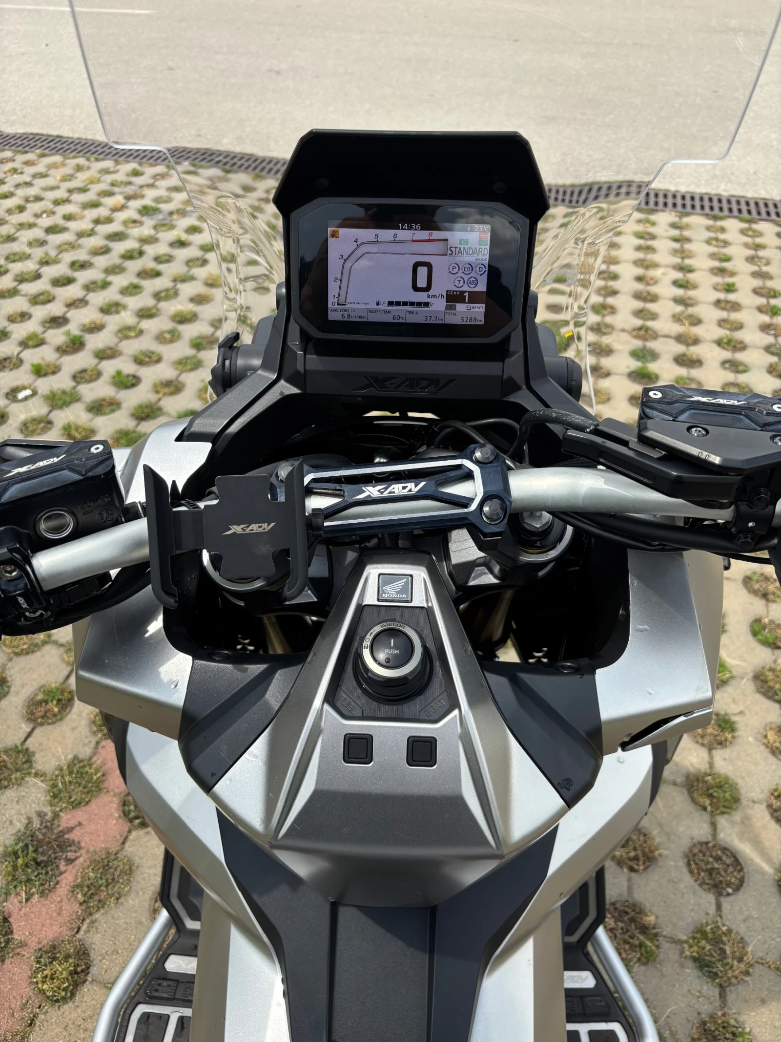 Honda X-ADV 750, снимка 10 - Мотоциклети и мототехника - 54868927