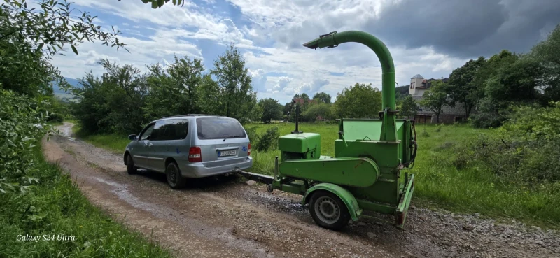 Други специализирани машини Друга Дробилка за клони Hatz 560, снимка 4 - Индустриална техника - 53478094