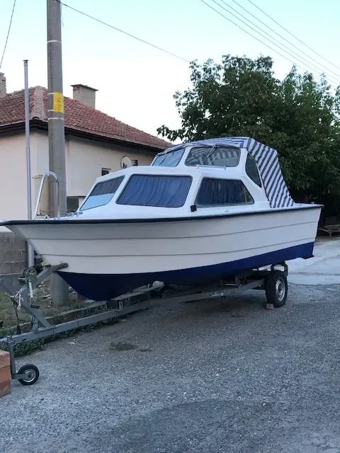 Моторна яхта Собствено производство Tollare, снимка 2 - Воден транспорт - 47387475