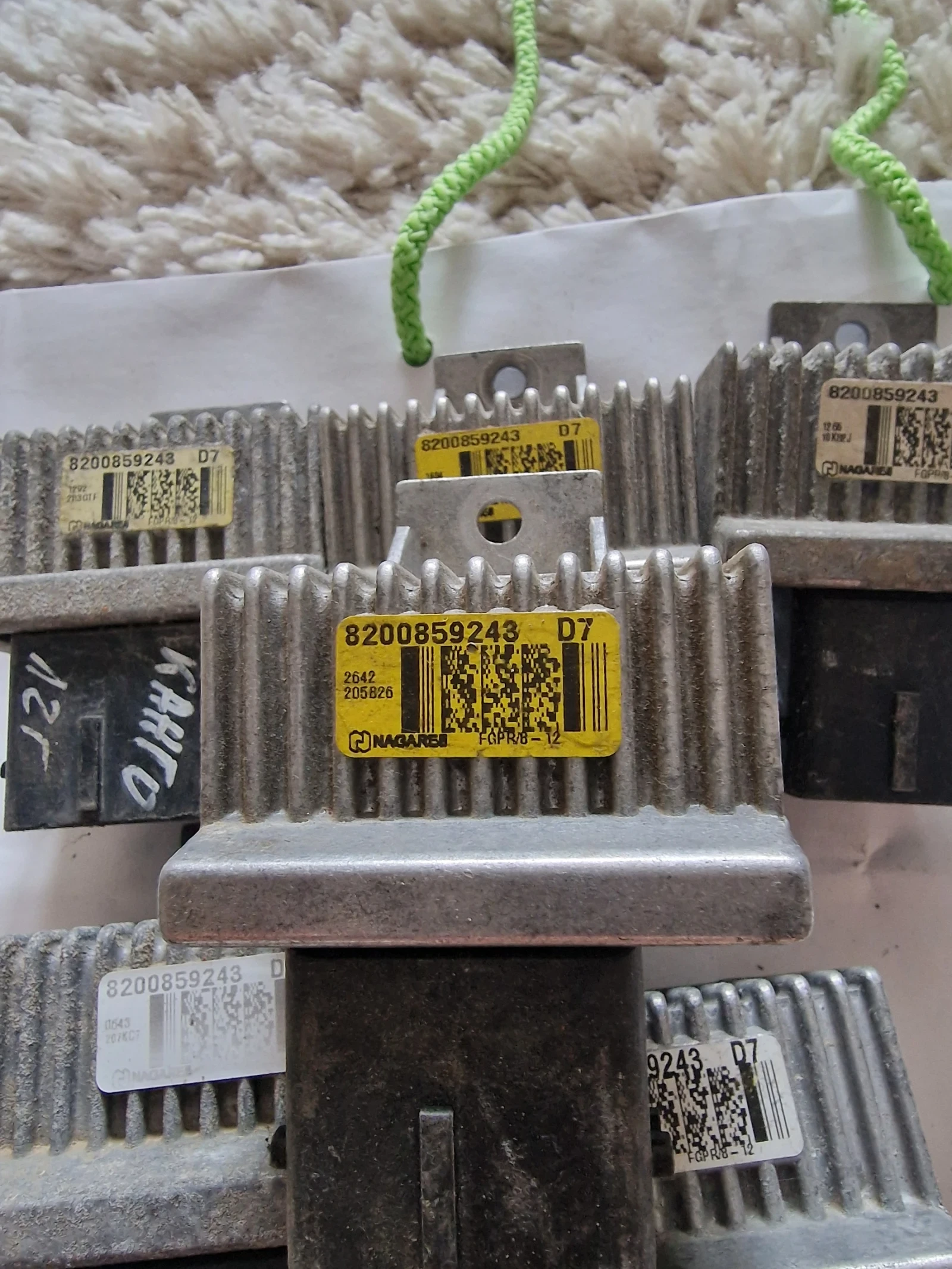 8200859243 D7    RENAULT | Mobile.bg   2