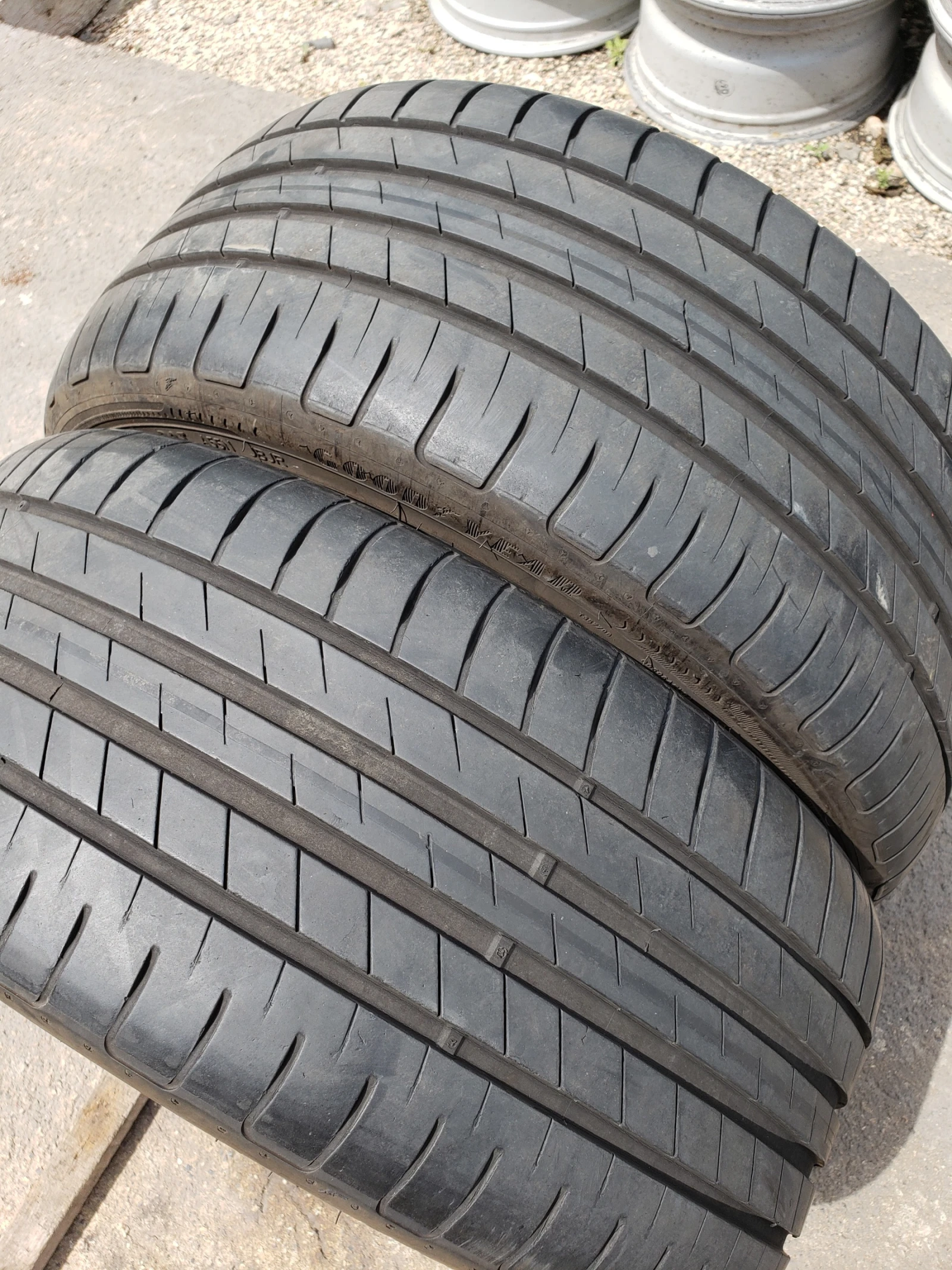 Гуми Летни 225/40R18, снимка 3 - Гуми и джанти - 54638744