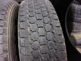 Гуми Зимни 205/75R16, снимка 3 - Гуми и джанти - 37984720