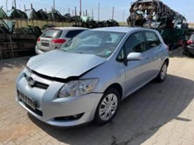 Toyota Auris 1.6, снимка 1