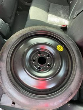 Toyota Auris 1.6, снимка 3