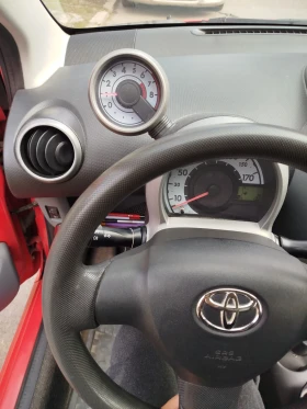 Toyota Aygo, снимка 9