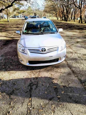 Toyota Auris 1.4d, снимка 1