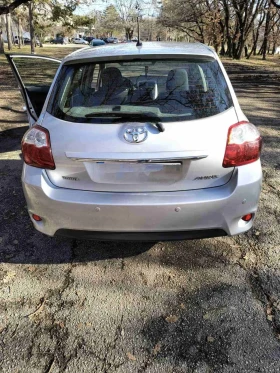 Toyota Auris 1.4d, снимка 2