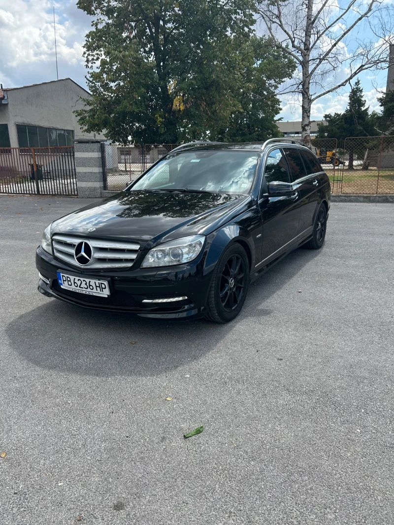 Mercedes-Benz C 220, снимка 1 - Автомобили и джипове - 47571395