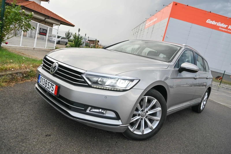 VW Passat 2.0TDI* HighLine* КАМЕРА* АСС* LaserLED* Germany, снимка 4 - Автомобили и джипове - 47977587