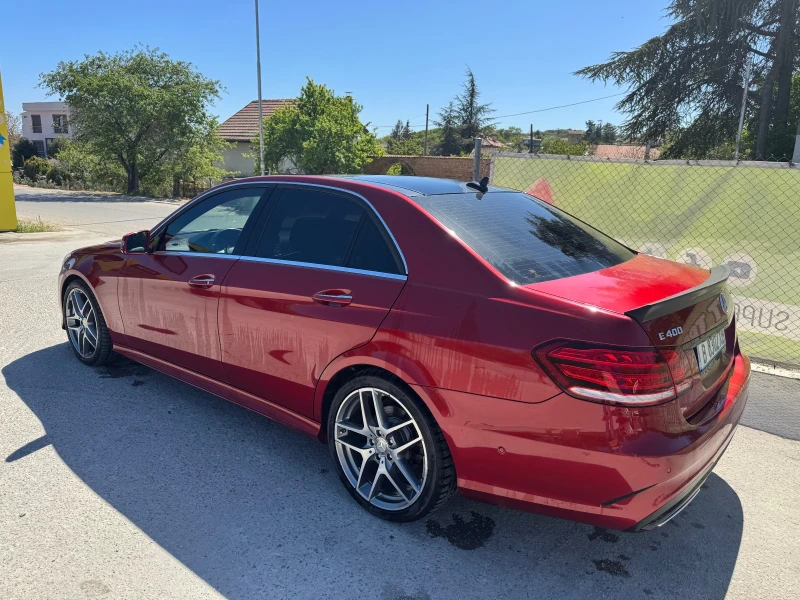 Mercedes-Benz E 400 4 Matic AMG Distronic, Pano, Harman Kardon, Ambien, снимка 4 - Автомобили и джипове - 49907811