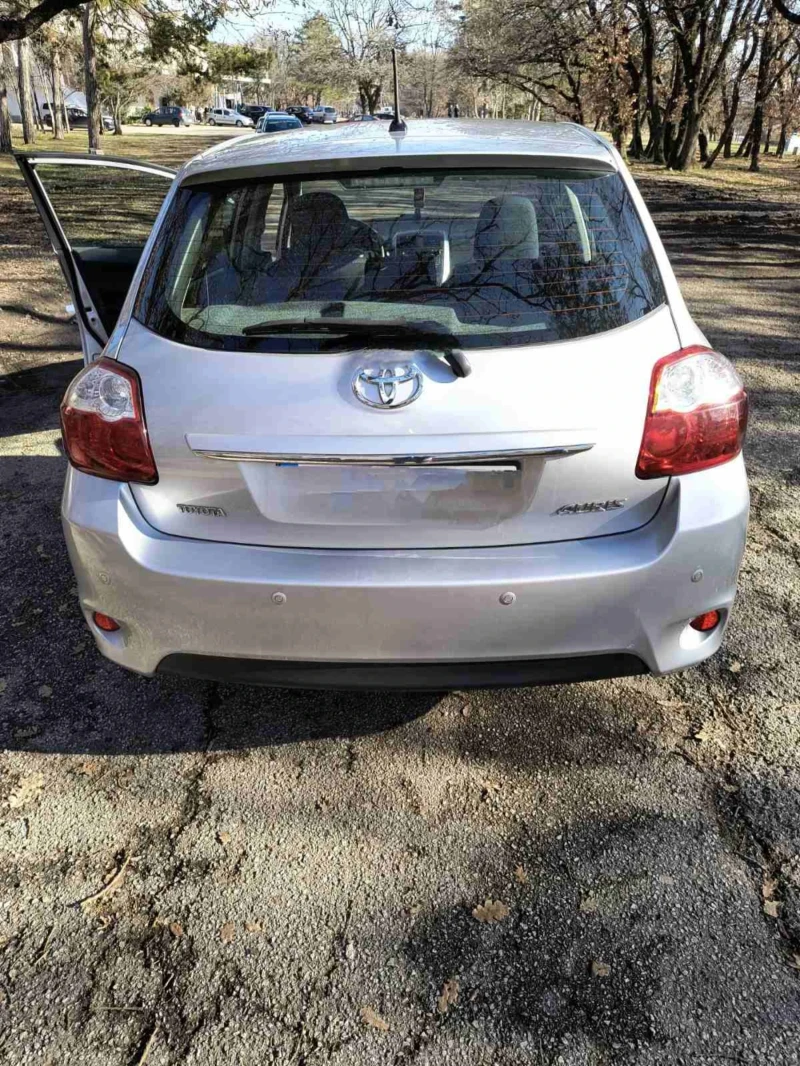 Toyota Auris 1.4d, снимка 2 - Автомобили и джипове - 48521131