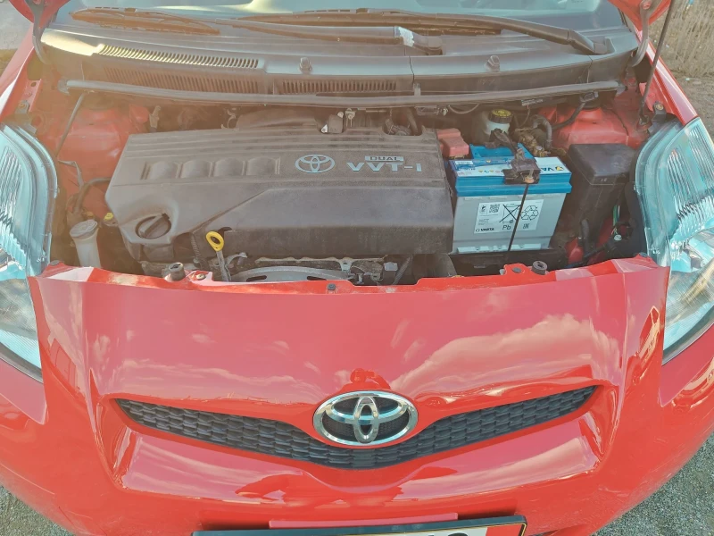 Toyota Yaris 1.3i 101кс. внос Германия, снимка 13 - Автомобили и джипове - 49224011