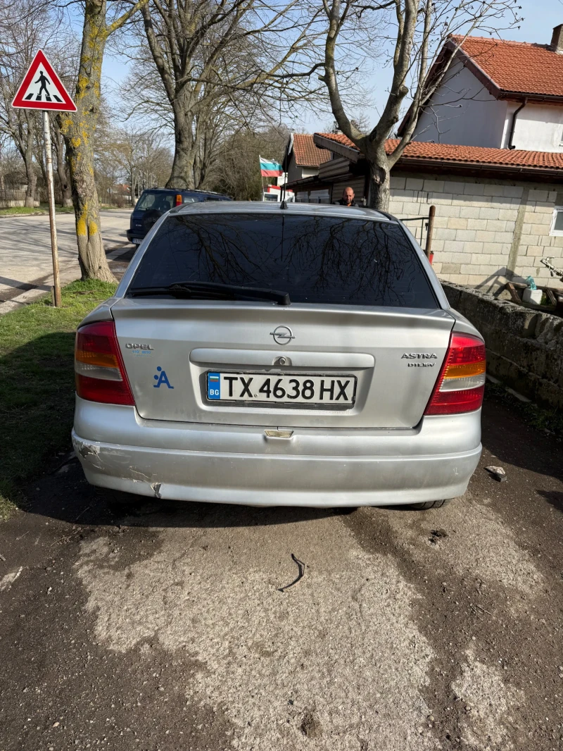 Opel Astra, снимка 2 - Автомобили и джипове - 49547455