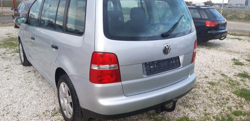 VW Touran 1, 9 tdi, снимка 17 - Автомобили и джипове - 49765254
