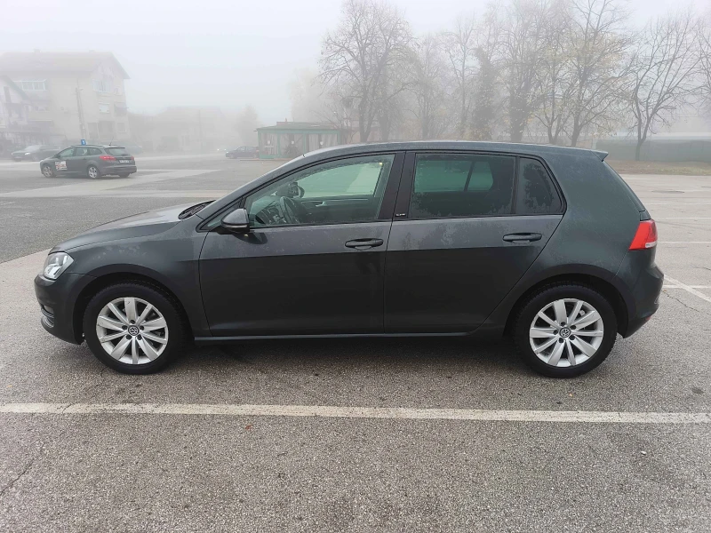 VW Golf 1.6 TDI Bluemotion, снимка 6 - Автомобили и джипове - 52480915
