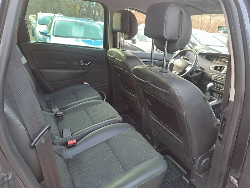 Renault Grand scenic, снимка 13 - Автомобили и джипове - 52627405