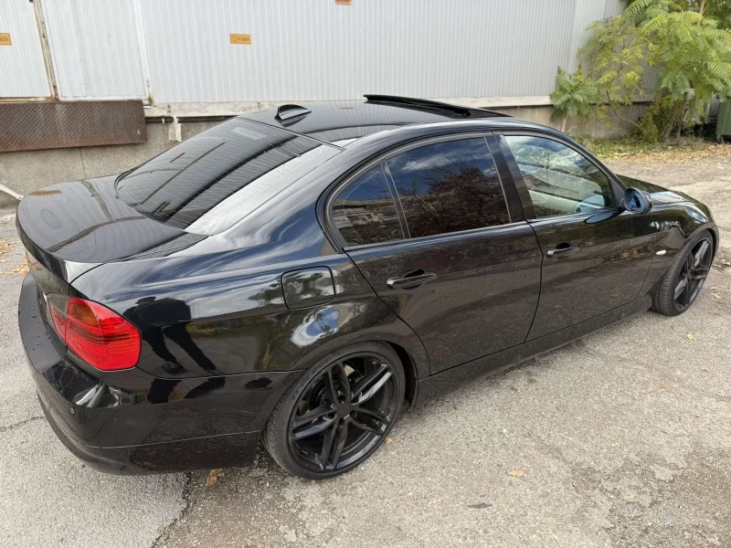 BMW 320, снимка 3 - Автомобили и джипове - 52876358