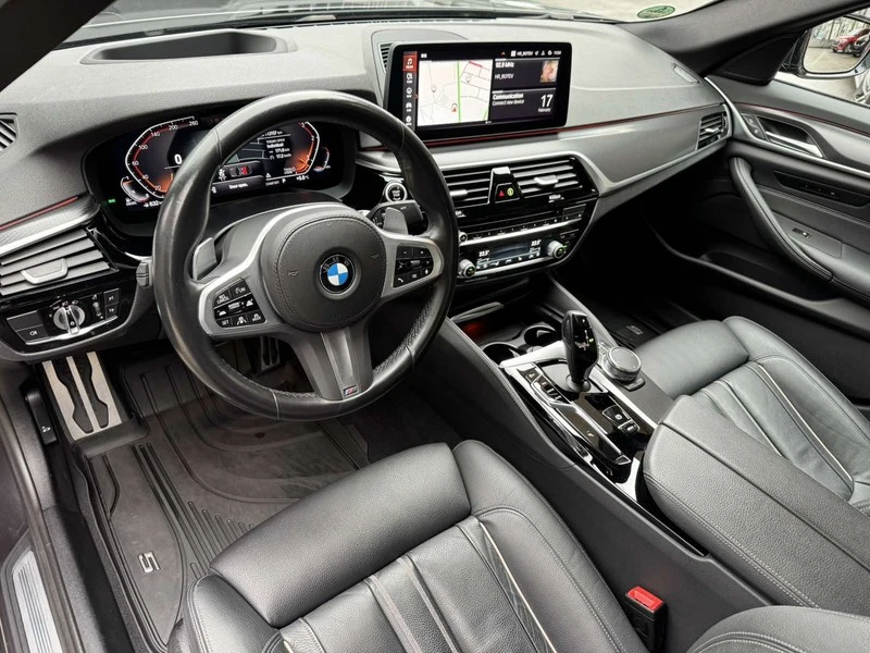 BMW 530 d xDrive, снимка 8 - Автомобили и джипове - 53507038