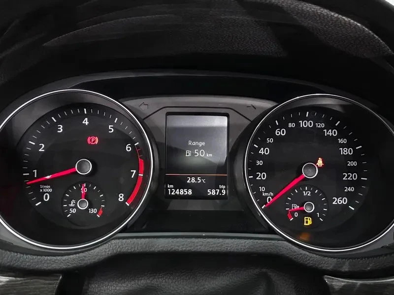 VW Passat 2.0 TFSI, снимка 7 - Автомобили и джипове - 55446657